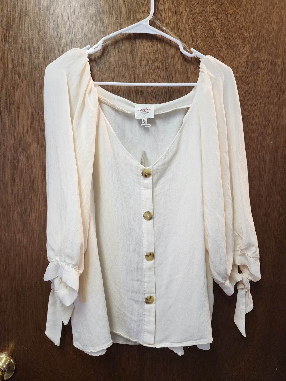 Hayden Cream Button-Front Peasant Blouse New 2xl P2P 26